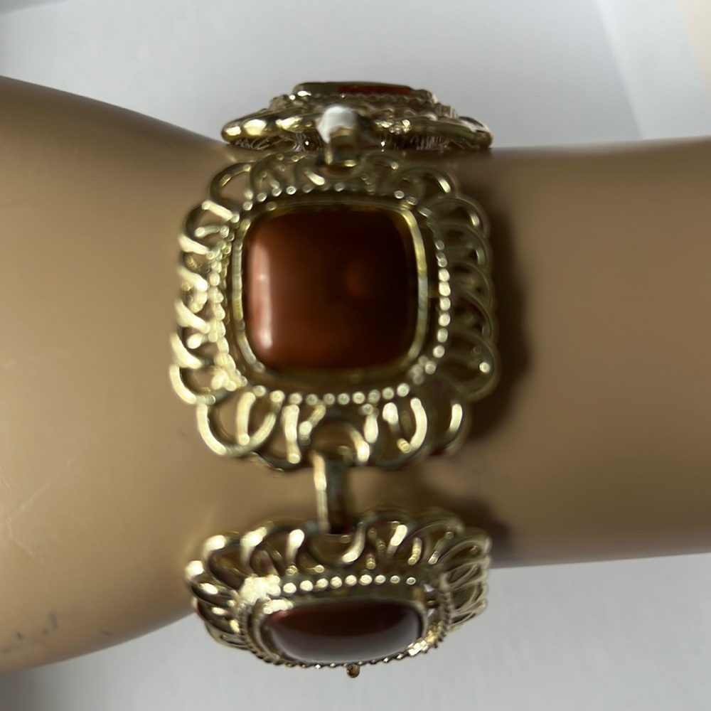 Vintage Brown Moonglow Lucite Bracelet Reversible Swivel Links Gold Tone Panel